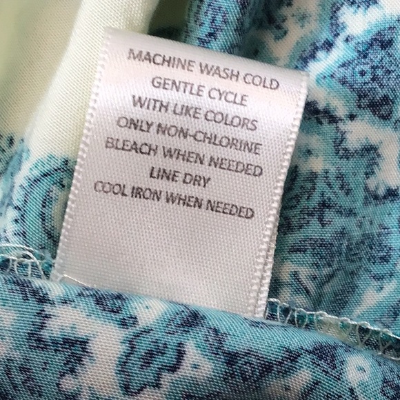 NWOT 🦚 LOVE FIRE Cream Teal Paisley Smocked Off Shoulder Tassel Crochet Trim - Picture 6 of 11